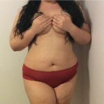 Bea femme ronde nue pour sexe sur Landivisiau
